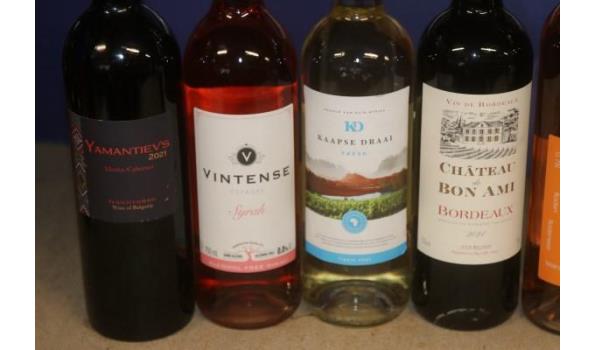 8 flessen diverse wijnen